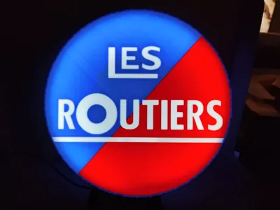 Roadside Assistance Lightbox