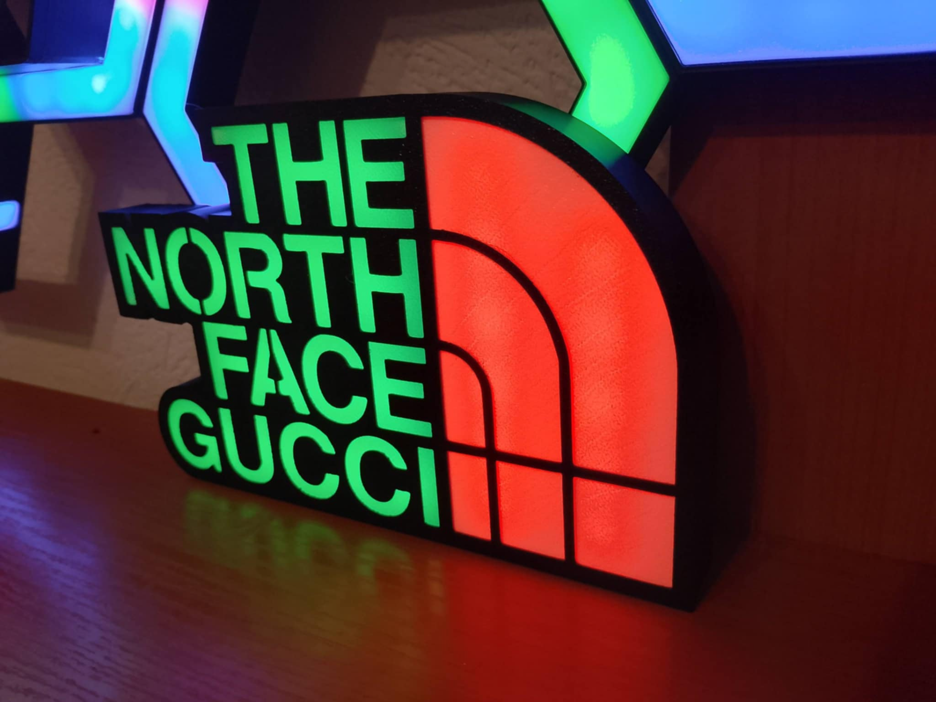 LED Lamp “THE NORTH FACE GUCCI” – Decorative RGB
