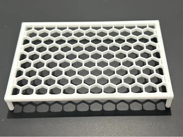 Plateau alvéolé pour tiroir de salle de bain