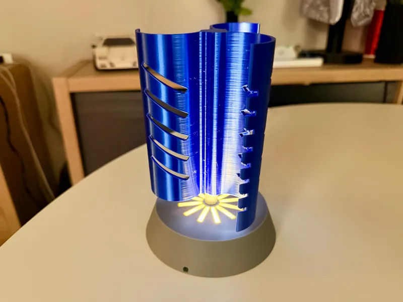 Floating LED Maglev Wind Desk Spinner 
