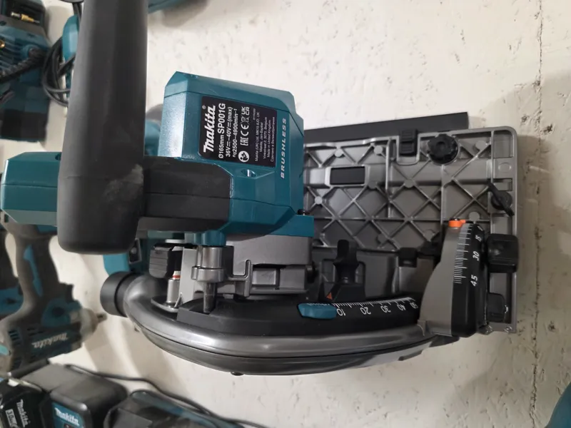 Makita SP001GZ03 Wall Mount 40v XGT