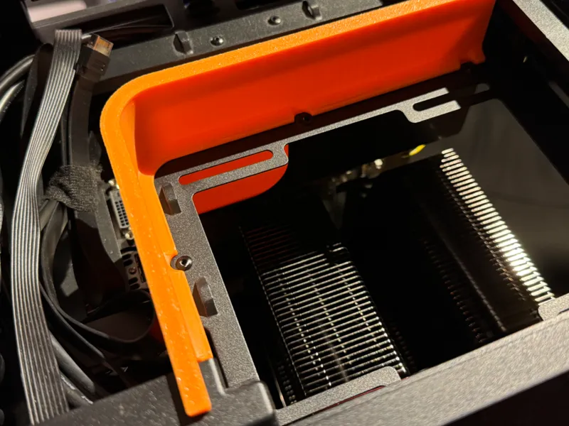 Thermaltake Tower 100 air guide