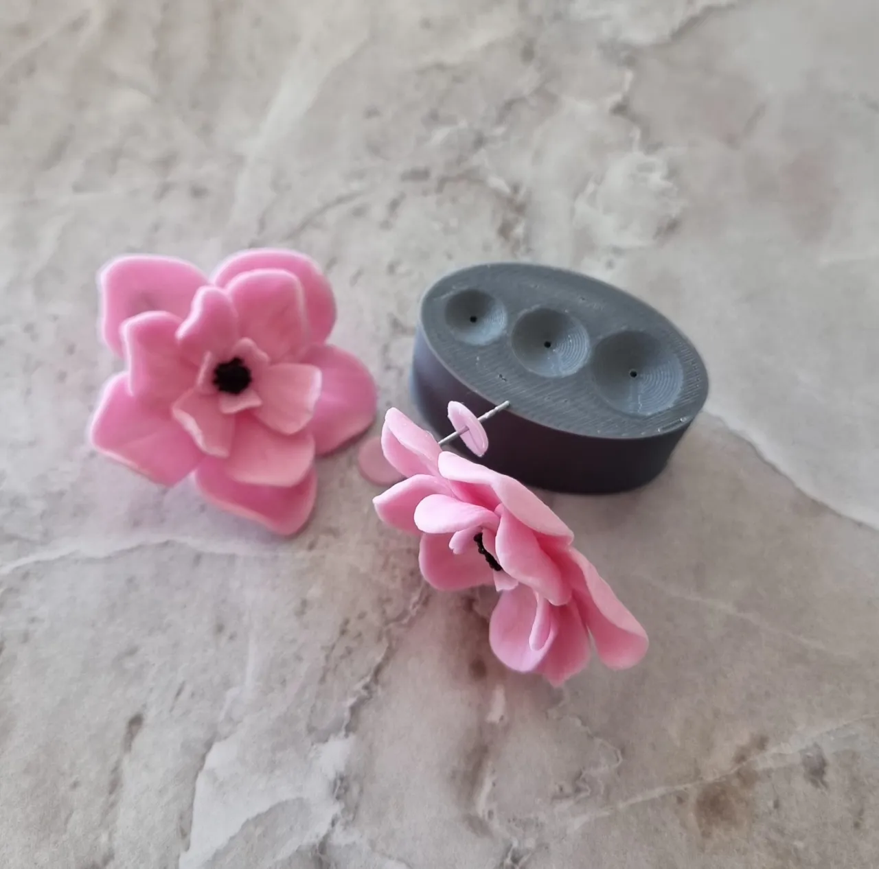 Polymer Clay Earring Hole Maker view 4