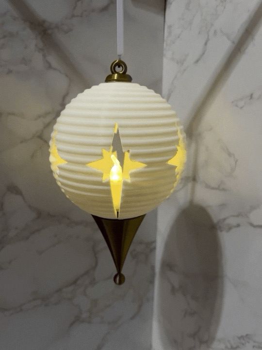 Candlelight Christmas ornament 