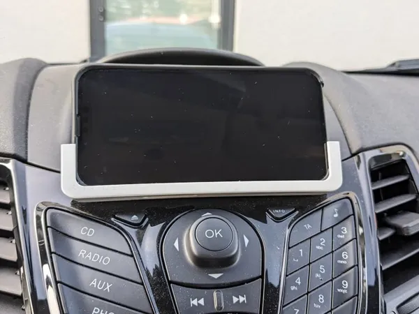 Support téléphone pour Ford Fiesta MK7 (fente CD)