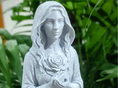 Ancestral Goddess of the Divine Feminine