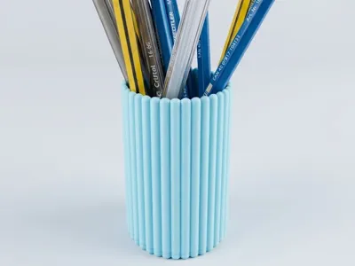 Minimalist pen holder