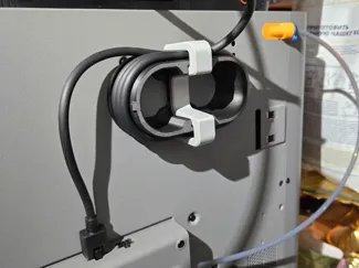 AMS cable managment