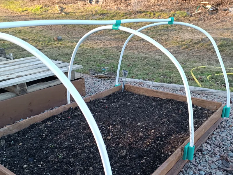 kit to build your own plant shelter