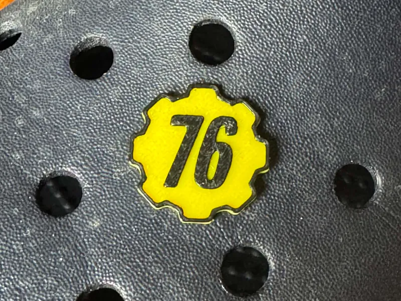 Fallout 76 croc chamr/jibbitz