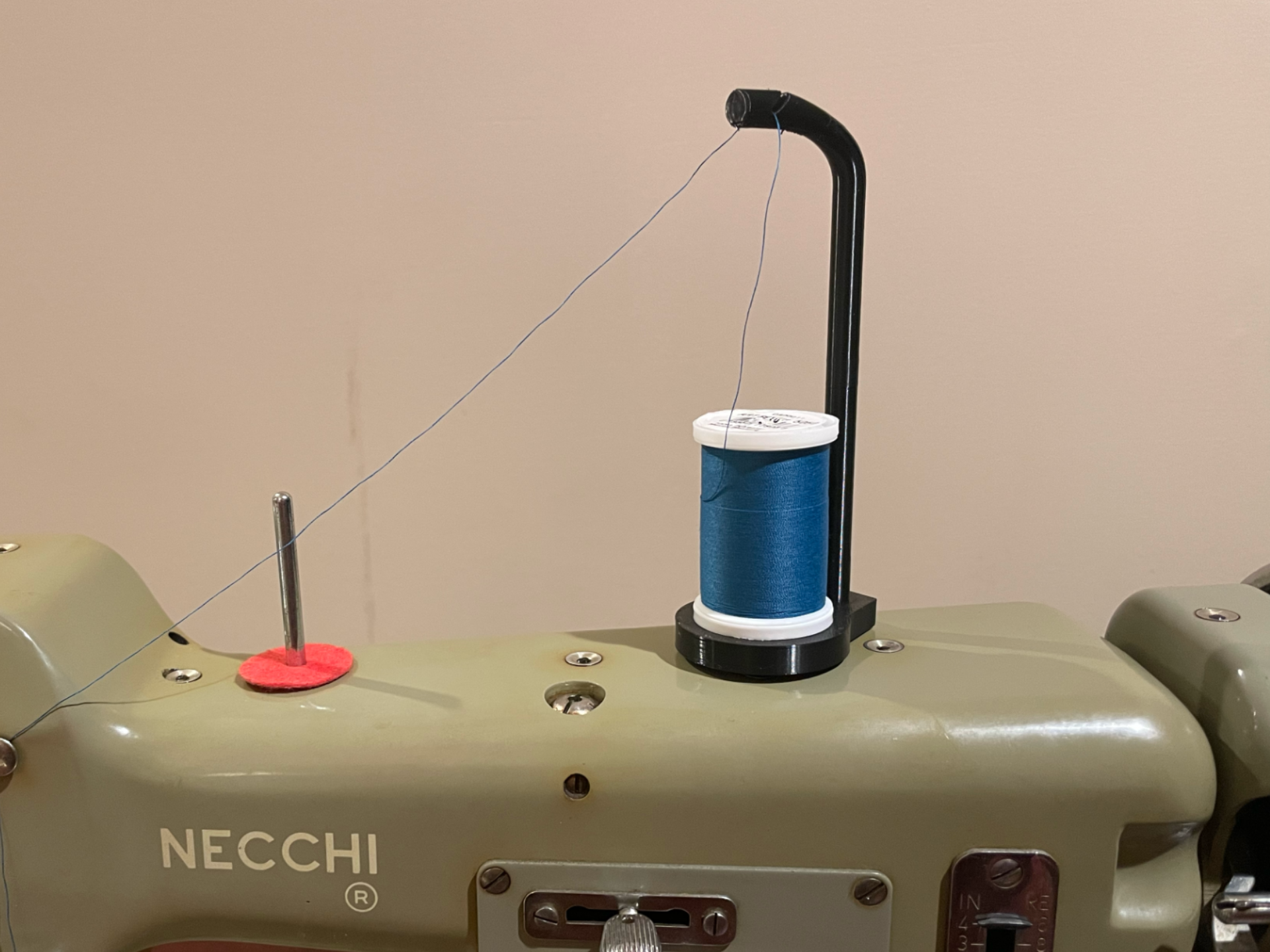 thread-stand-necchimira