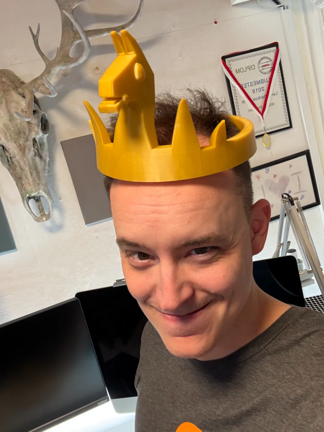Fortnite Victory Crown v.2 - High Resolution view 4