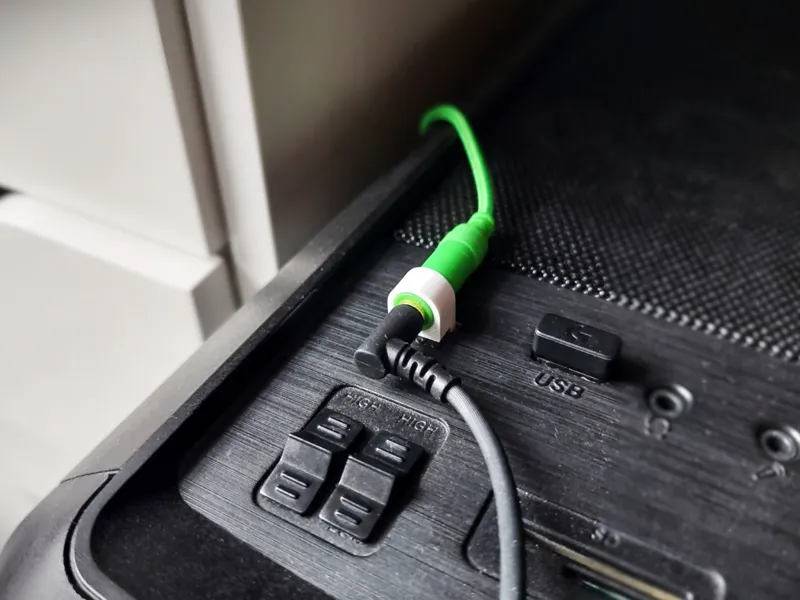 Simple USB Holder for Jack Cable 3.5mm 
