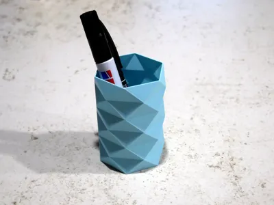 Parametric triangular vase