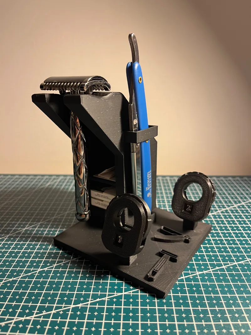 Razor stand with 2 counters