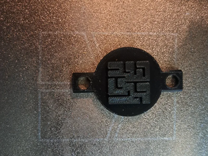 Bracelet with labyrinth