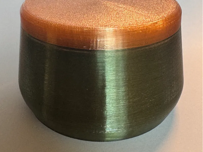 Bowl with lid
