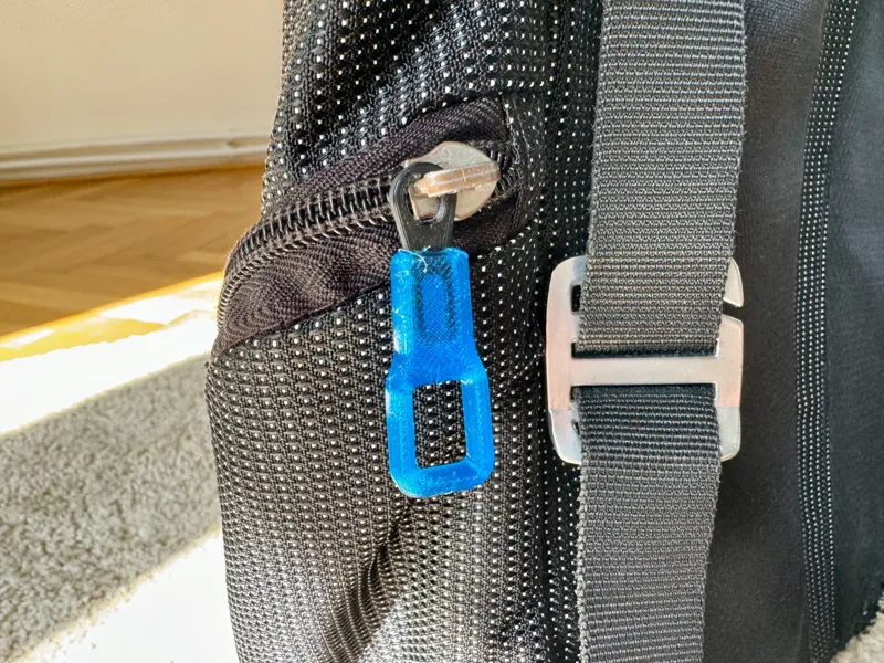 Thule Zipper