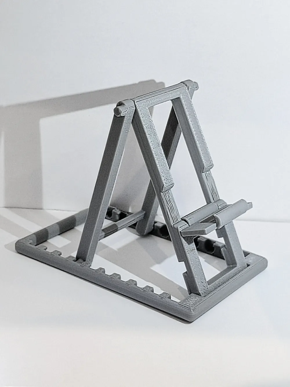 Foldable Phone Stand V2 - Free 3D Print Model - MakerWorld