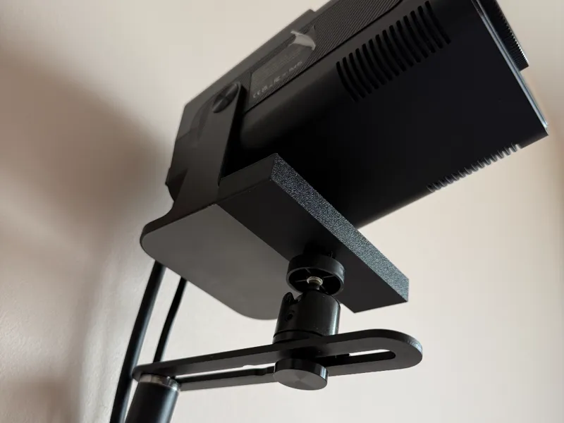 Magcubic HY320 1/4”-20 Tripod Adapter