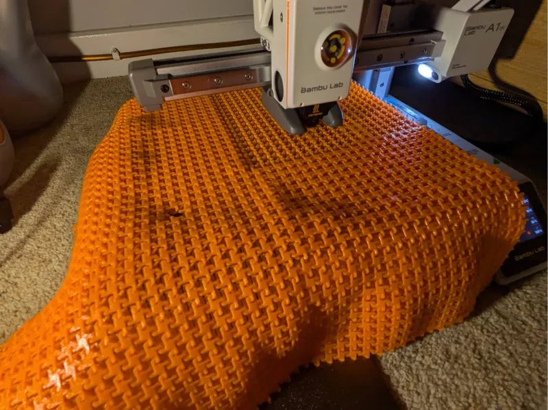 Infinitely Extendable Printed Fabric