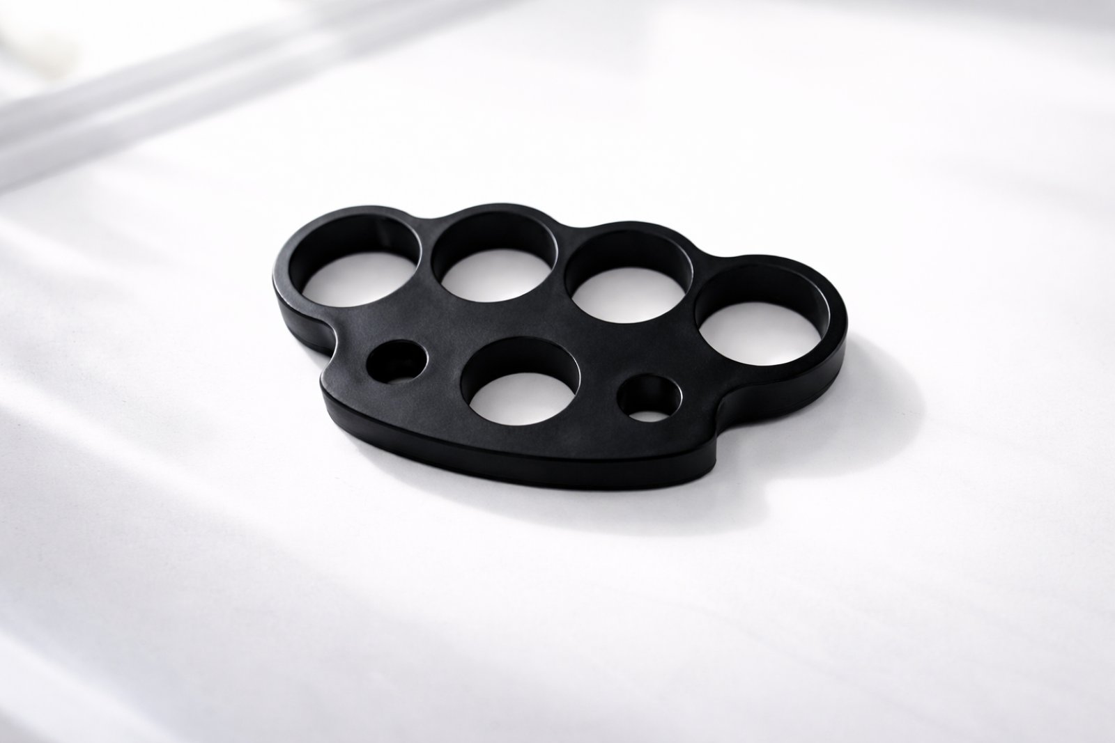 Miniatura 1 do modelo 3D Tactical Knuckle Duster