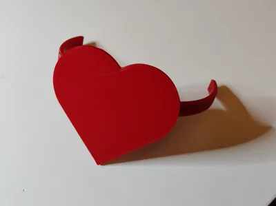 Valentine's Day Heart Bottle Clip 49min 7g filament