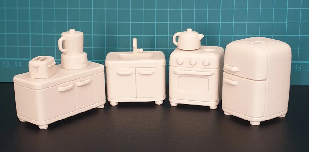 Retro Kitchen Blender - 1:24 Scale - Free 3D Print Model - MakerWorld