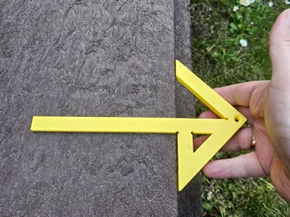 T square and centre finder for woodworkers
