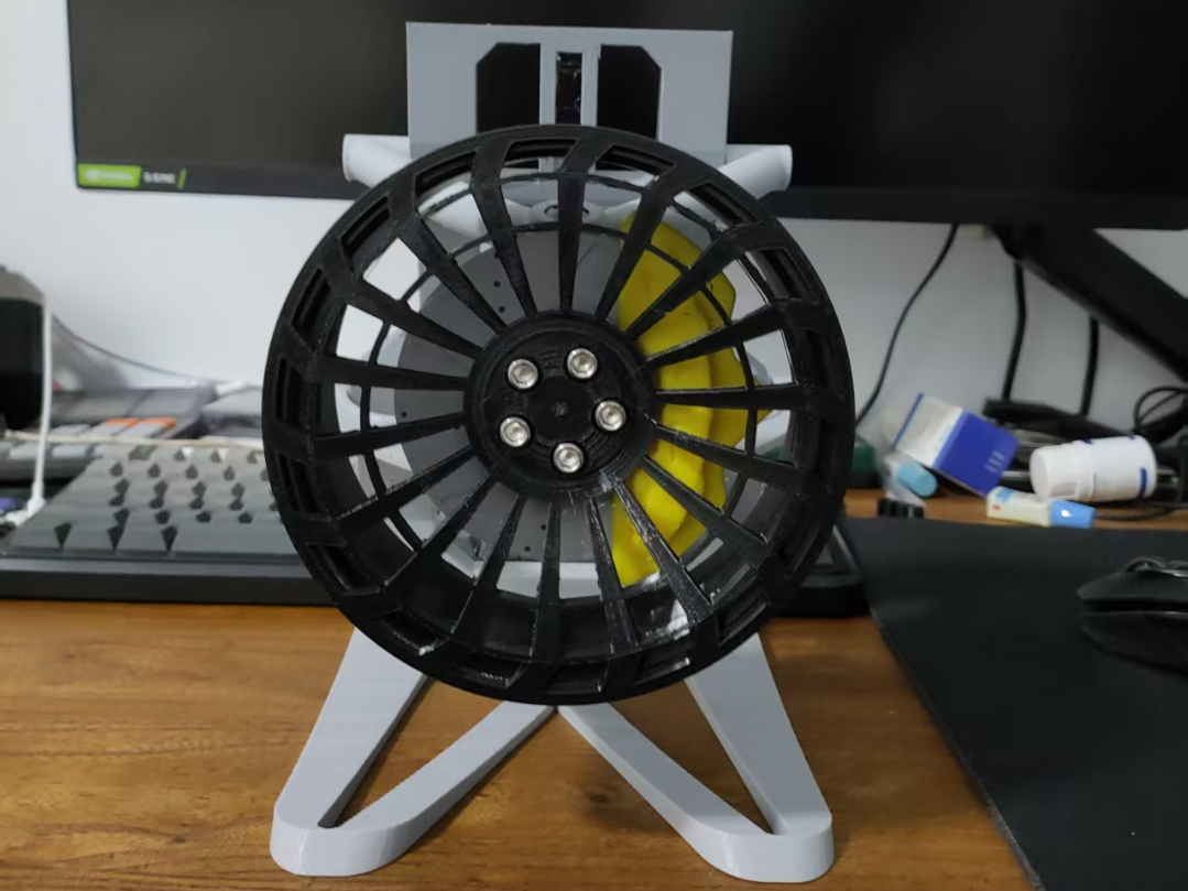 Miniatura 1 do modelo 3D 轮毂耳机支架