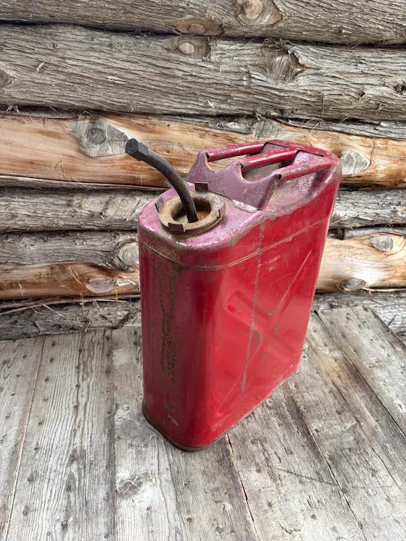 Mini Jerry Jerry Can - Free 3D Print Model - MakerWorld