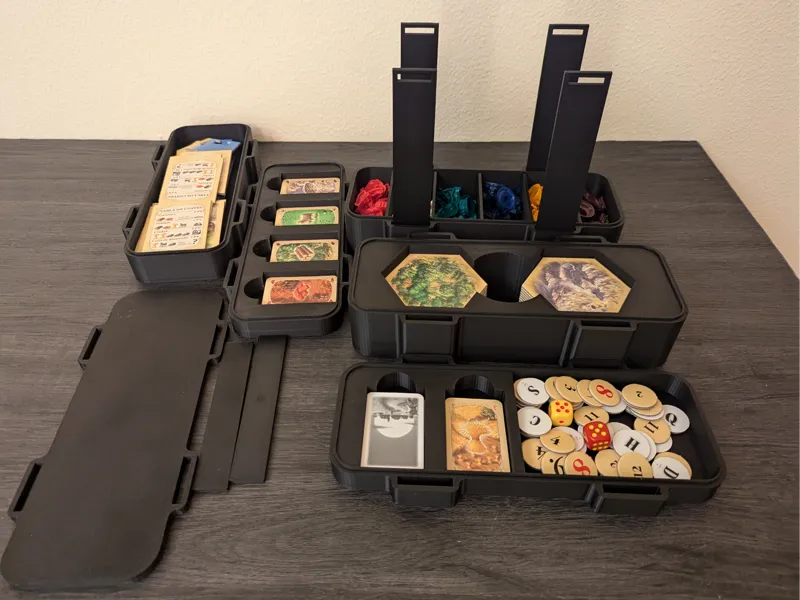 Catan Plus Box (Catan + 5-6 players)