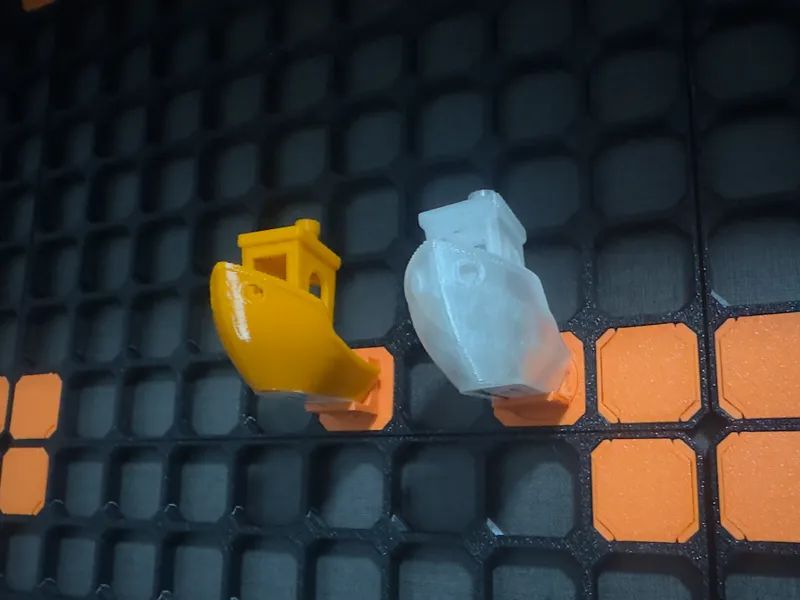 Expositor Barquinho Benchy para OpenGrid