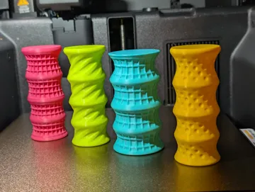 Objeto manipulable: GripTactic Rollers – Sensory Fidget, Grip, Stack — vista de referencia 3