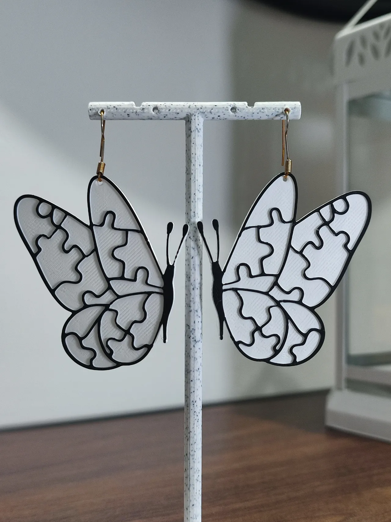 Aretes Metamorfosis Encajada view 3