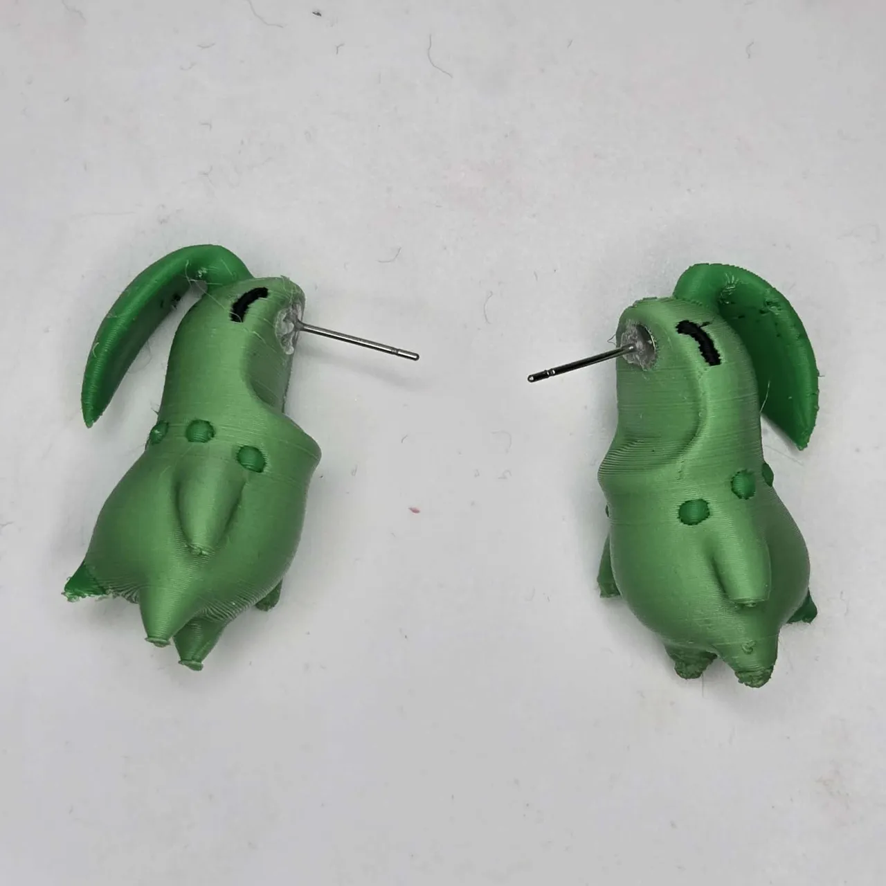 Chikorita Chomper Earrings view 3