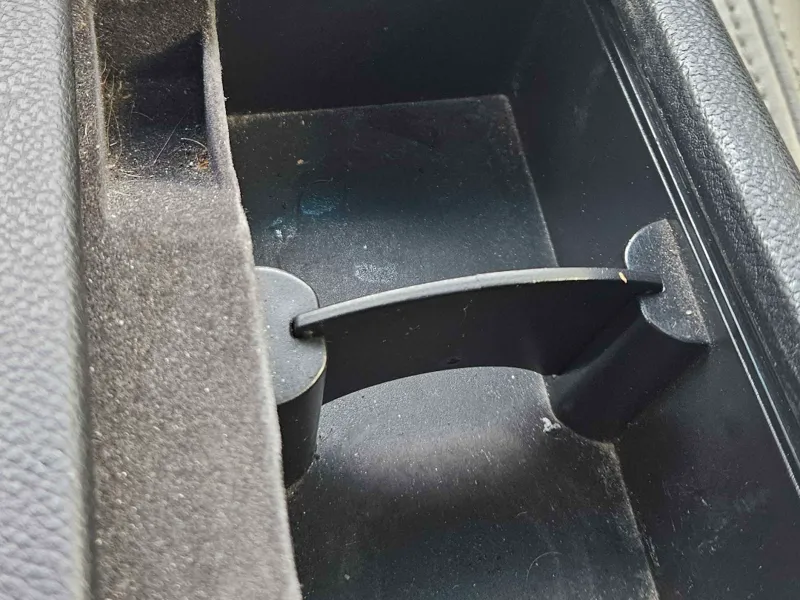 Infiniti G37 Cup Holder Divider Insert