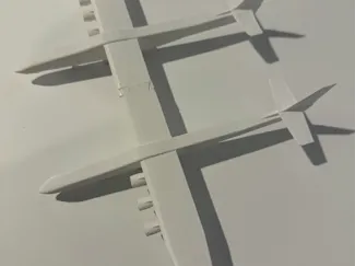 1:400 Scale Model 351 Stratolaunch "Roc"