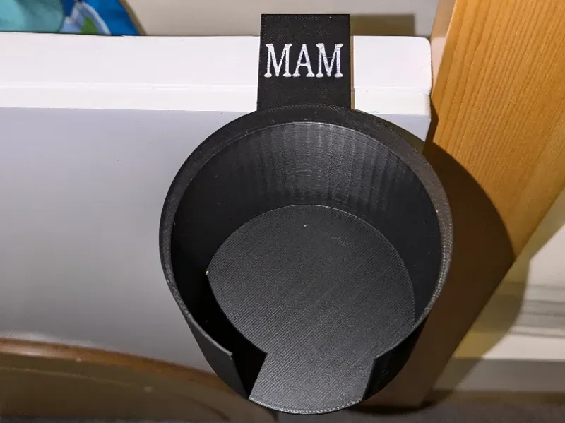 Babyflaschen-Halterung für MAM-Flaschen