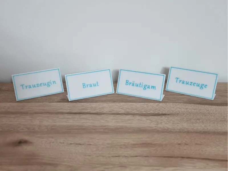 Namensschild individuell konfigurierbar