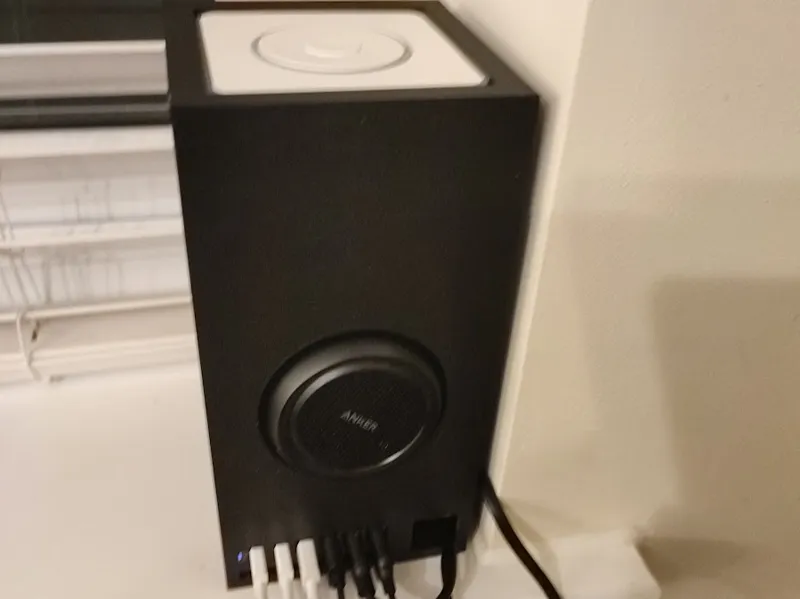Voice-PE with Anker speaker and USB Power Supply