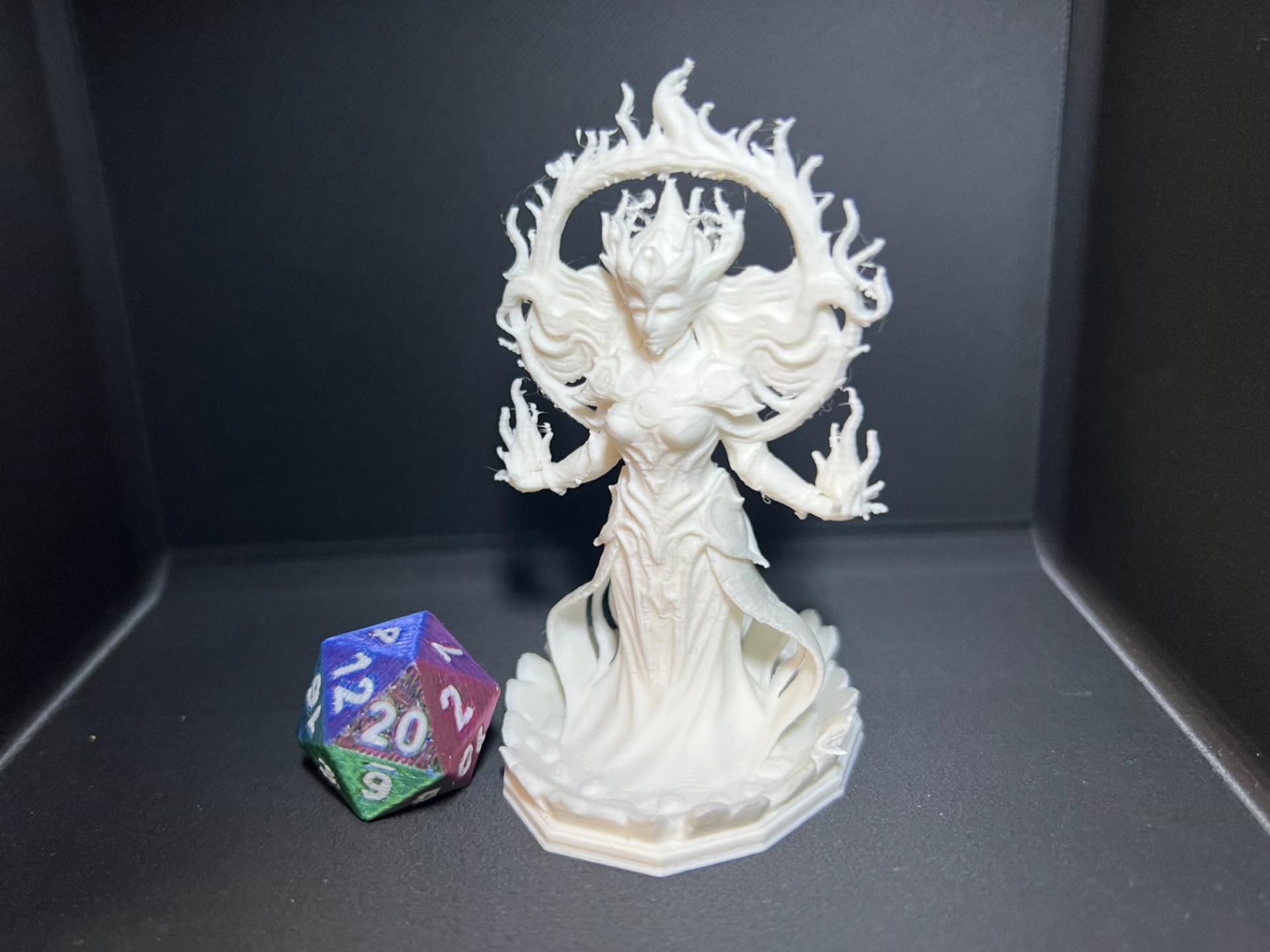 D&D-Feuer-Element-Königin