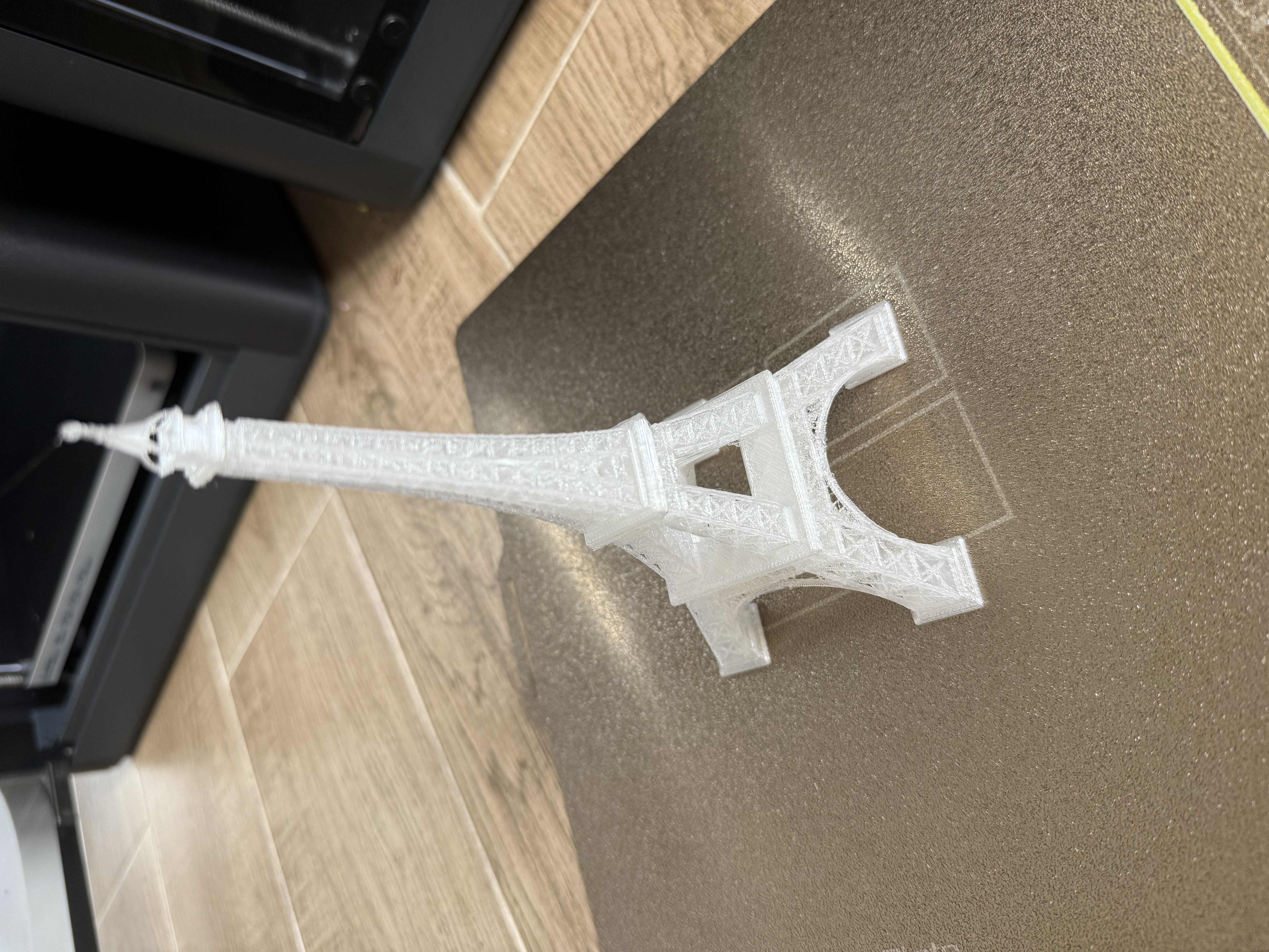 Miniatura 2 do modelo 3D 巴黎埃菲尔铁塔 仅需15g