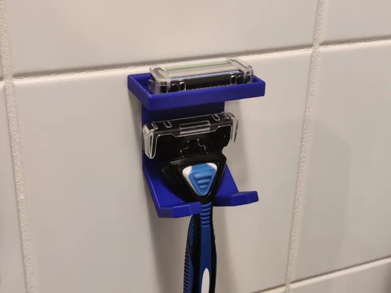 Razor hook with extra basket