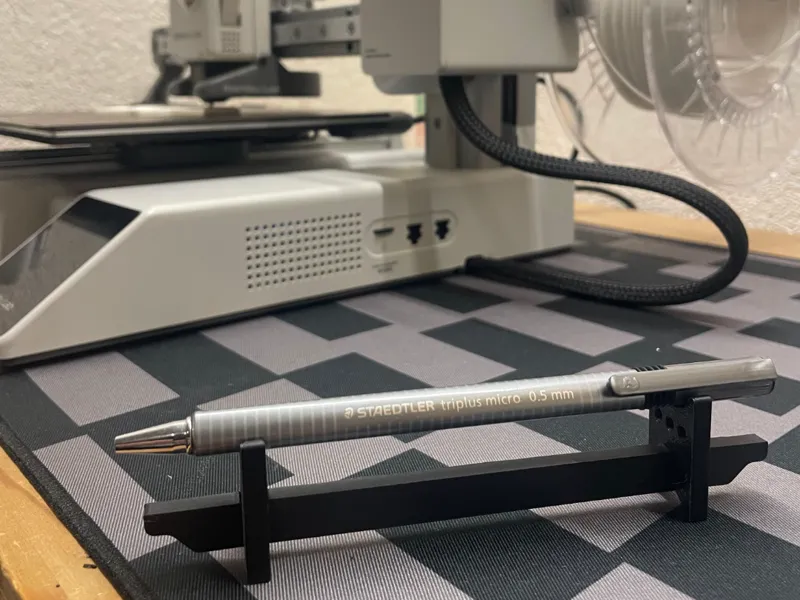 sword-pen holder