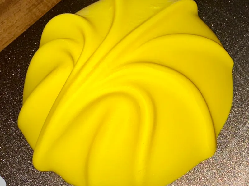 10:1 Upscaled Caramel Bud Lolly