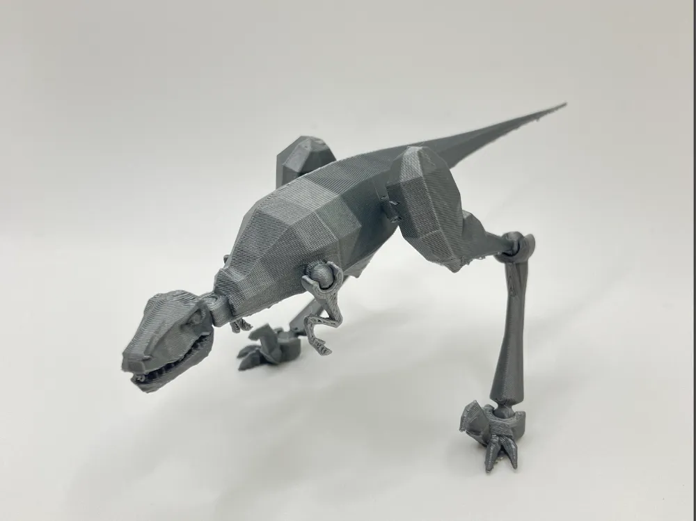 Caja o estuche: Raptoe - UG VR. Referencia del modelo original.