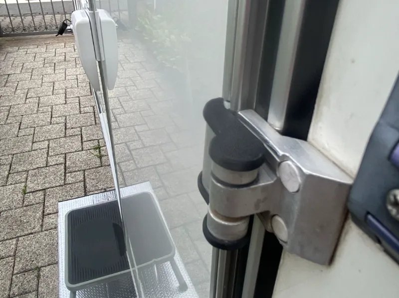 Scharnierabdichtung für Wohnwagen Knaus Südwind