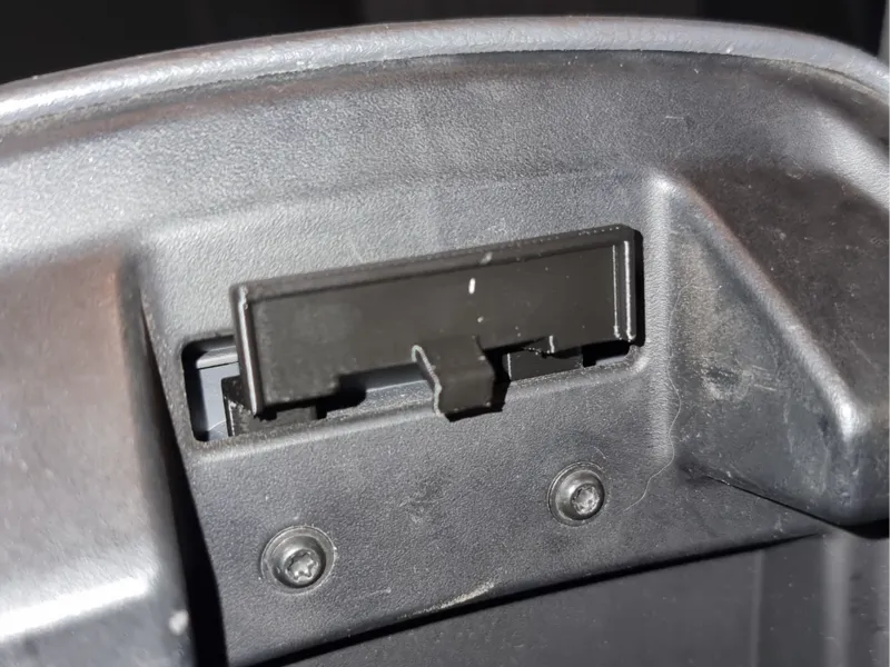 Ford Ranger Centre Console / Armrest Latch (2012-)