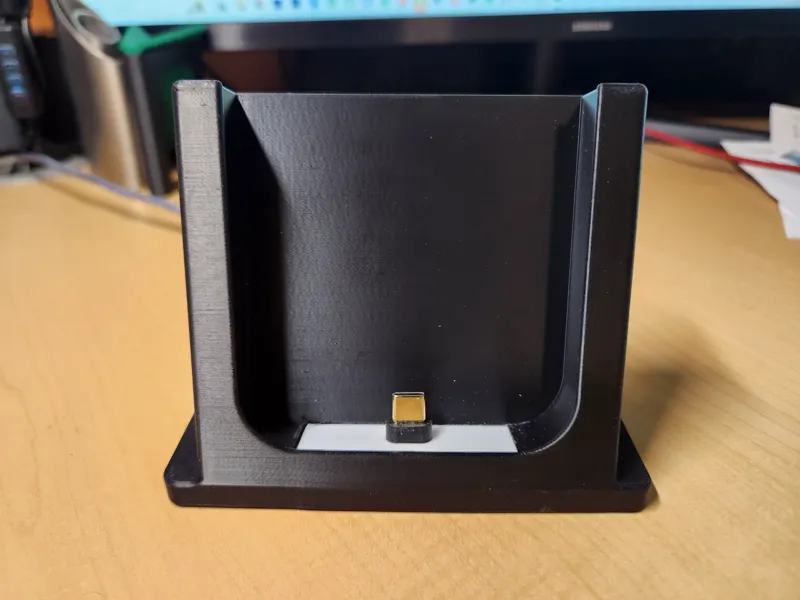 90° USB-C Charging/Data Phone Holder 